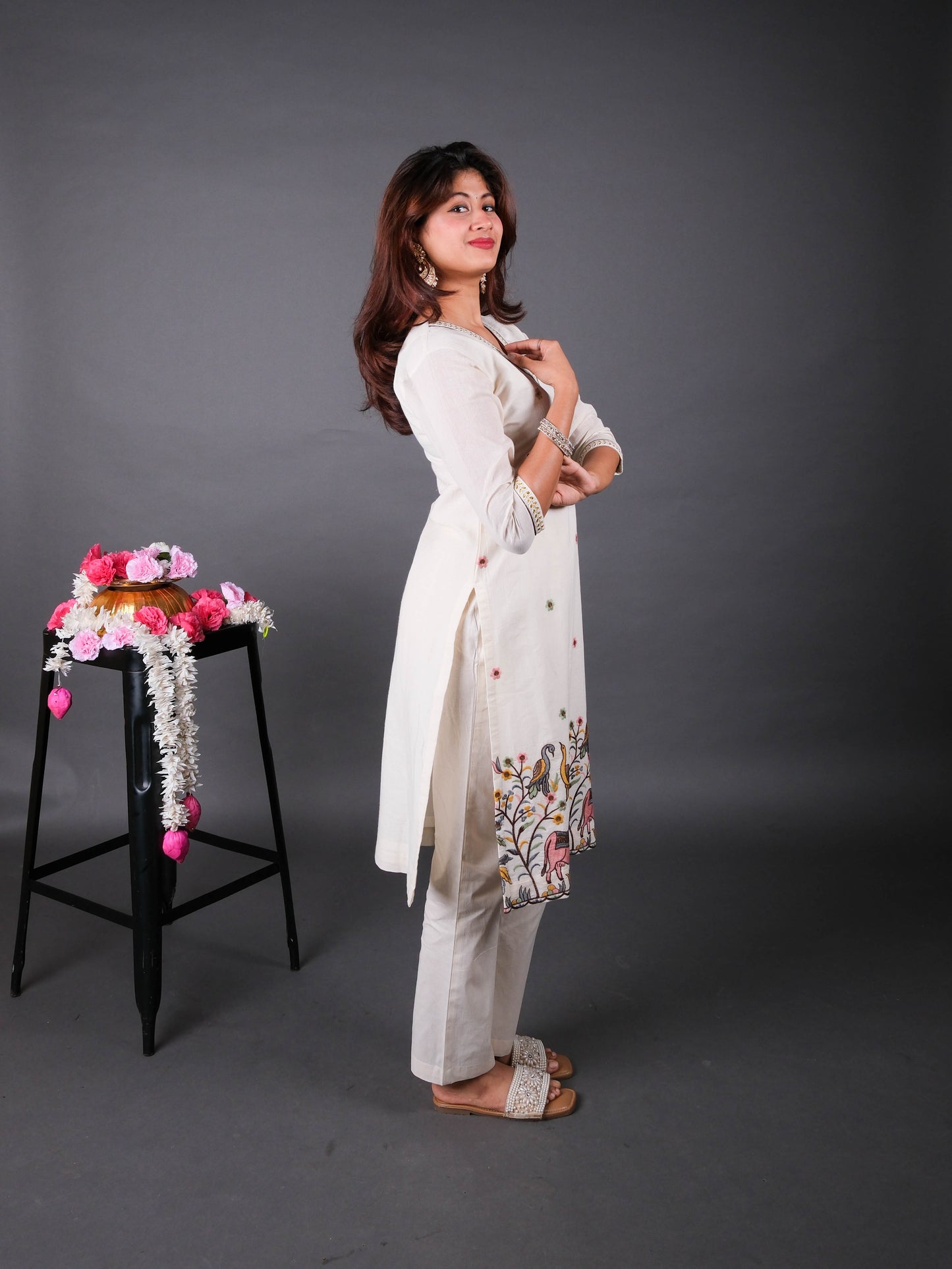 ROOP GULABI